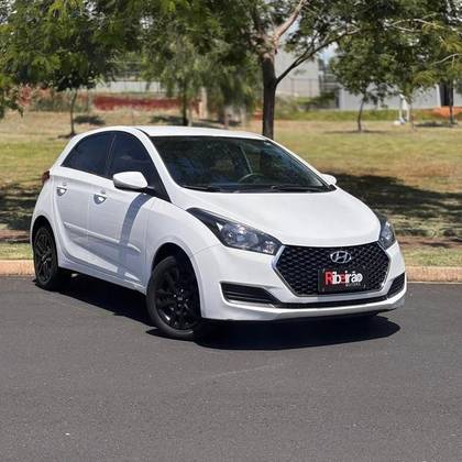 HYUNDAI HB20 1.6 COMFORT PLUS 16V FLEX 4P AUTOMÁTICO